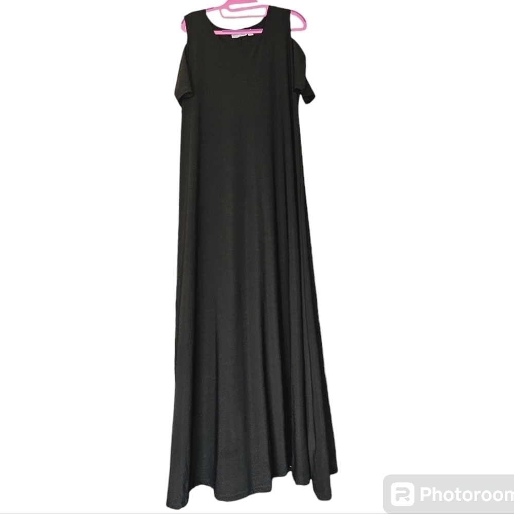 Attitudes by Renee black cold shoulder long Casual Dress Size large